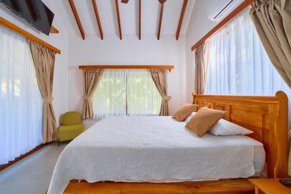 Casa Kristel - Exquisite Villa Getaway Puerto Viejo de Talamanca Kültér fotó