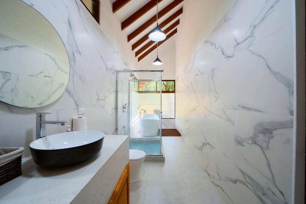 Casa Kristel - Exquisite Villa Getaway Puerto Viejo de Talamanca Kültér fotó