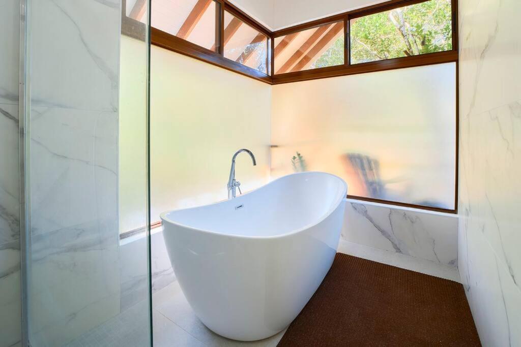 Casa Kristel - Exquisite Villa Getaway Puerto Viejo de Talamanca Kültér fotó