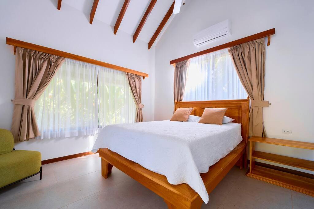 Casa Kristel - Exquisite Villa Getaway Puerto Viejo de Talamanca Kültér fotó